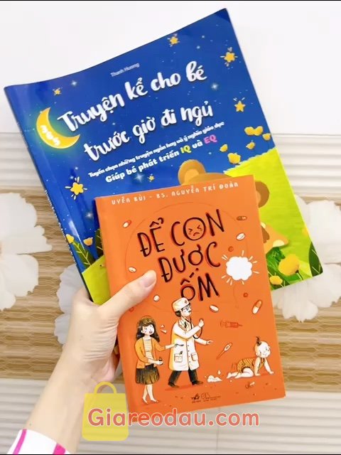 Giảm giá [Mã giảm 45%] 365 Truyện Kể Cho Bé Trước Giờ Đi Ngủ Giúp Bé Phát Triển EQ Và IQ. Sách đẹp, bìa cứng đẹp, chữ rõ ràng rõ nét dễ đọc. Tuy bé 4m. 