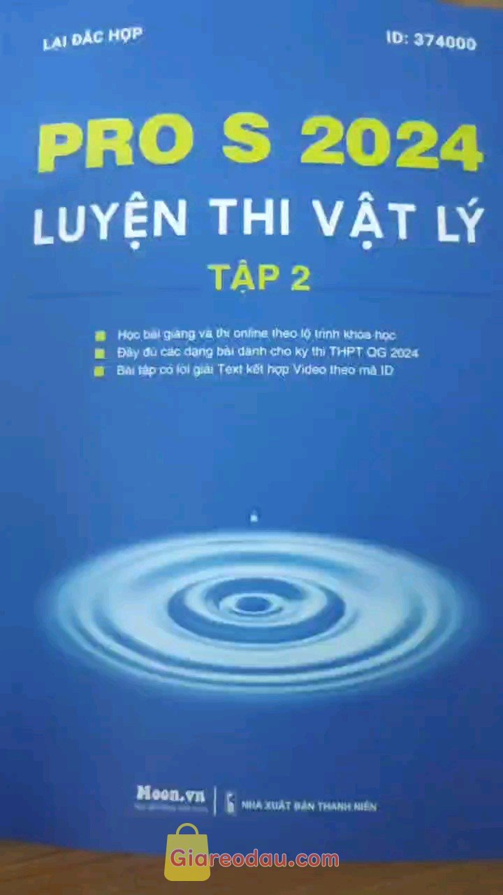 Giảm giá [Mã giảm 50%] Sách ID vật lý - PRO S ôn thi thpt quốc gia 2024 - tổng ôn vật lý lớp 12 dành cho 2k6 Moonbook. Sách khá hay, mình mua sớm để học trước chương trình thấy nội. 