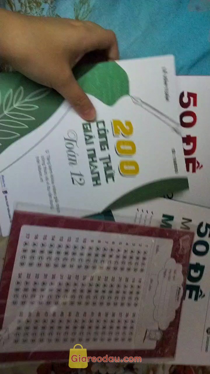 Giảm giá Bộ đề minh họa ôn thi THPTQG 2024: Sách 50 đề trắc nghiệm môn Vật Lý - Sách ID. Giao hàng nhanh. Gói hàng cẩn thận. Sách thiết kế đẹp, chất lượng. 