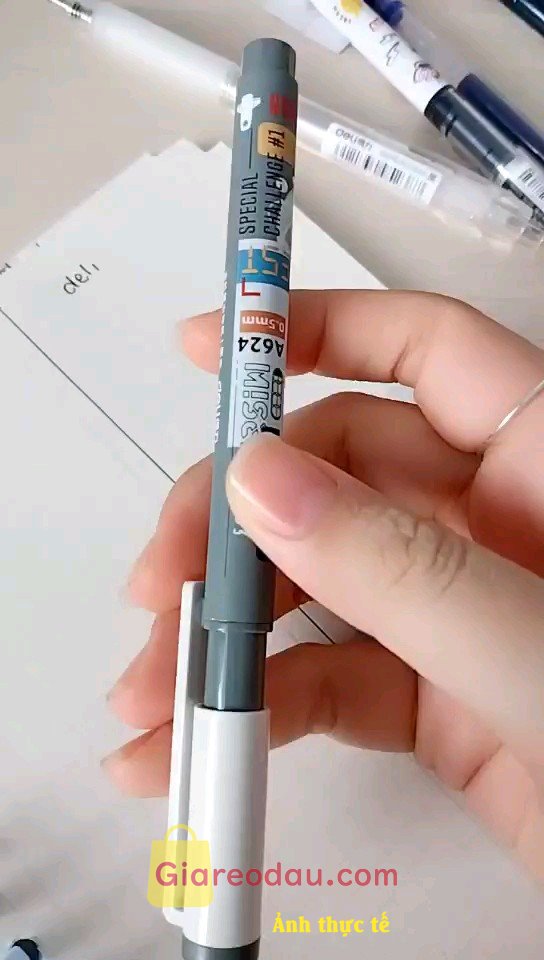 Giảm giá [Mã giảm 44%] Bút bi dầu đầu bấm DELI cho văn phòng - học sinh ngòi 0.5mm Bút bi viết êm EQ02120. Shop đóng gói cẩn thận, giao nhanh. Bút viết êm, mực ra đều đẹp.. 