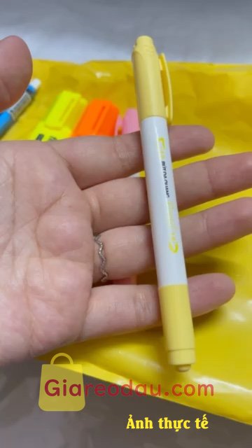 Giảm giá [Mã giảm 16%] Bút dạ quang Thiên Long FlexOffice FO-HL05 với 5 màu mực tươi sáng - Vàng/ Cam/ Hồng/ Xanh/ Lá phản quang tốt - bề rộng 4mm. Bút nhẹ gọn, cầm tô êm tay, màu đậm, giá rẻ giao hàng nhanh.. Tk,. 