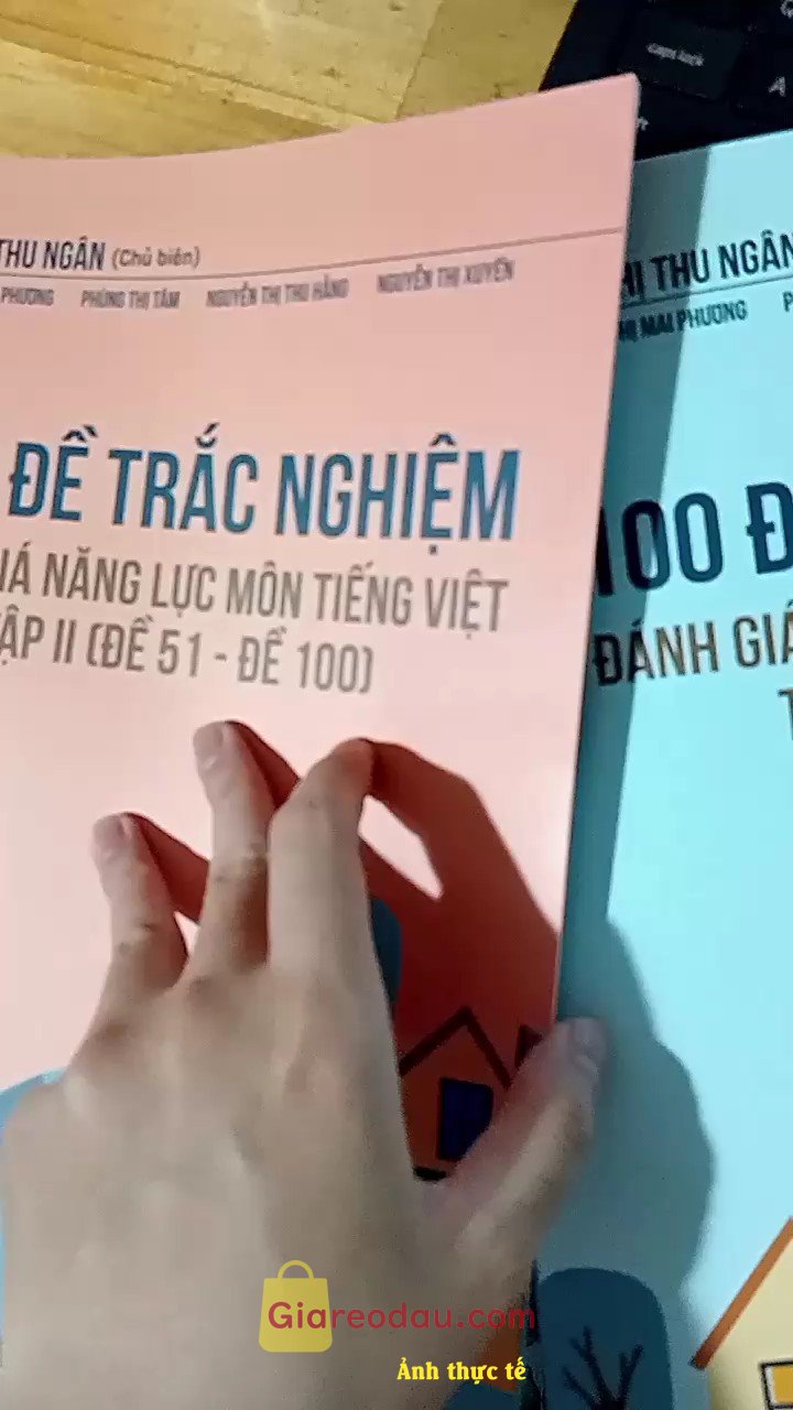 Giảm giá [Mã giảm 18%] Combo 2 cuốn sách 100 Đề trắc nghiệm đánh giá năng lực môn Tiếng Việt (tập 1 + tập 2). Hình ảnh và video mang tính chất nhận xu công hàng dùng tốt lắm sẽ. 