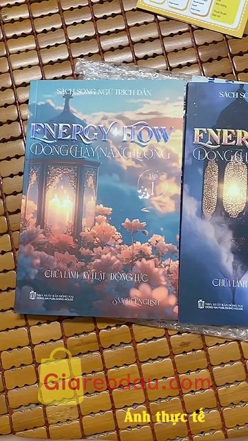 Giảm giá [Mã giảm 37%] Combo 2 Sách Song Ngữ Trích Dẫn Anh Việt Dòng Chảy Năng Lượng Energy Flow- Vừa Học Tiếng Anh Vừa Chữa Lành-Smart English. Đóng gói cẩn thận, giao nhanh, sách đẹp nhưng hơi mỏng so vs tưởng. 