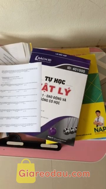 Giảm giá Combo 3 sách Tự học Vật lý ôn luyện thi THPTQG | Me Book. Lần thứ 4 mua sách của bên này, eooo ơi tuyệt vời mê lắm lắm luôn.. 