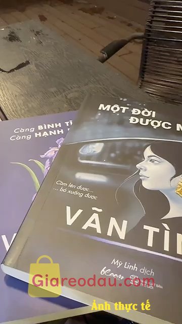 Giảm giá [Mã giảm 30%] Combo Sách Một Đời Được Mất + Càng Bình Tĩnh Càng Hạnh Phúc (Bộ 2 Cuốn). Bìa sách đẹp, tinh tế, nội dung đang đọc, nói chung là ưng ạh,. 