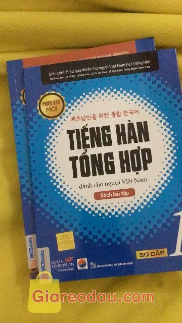 Giảm giá [Mã giảm 30%] Sách Combo Tiếng Hàn Tổng Hợp Dành Cho Người Việt Nam Sơ Cấp 1 (SBT + GTR). Giao hàng rất nhanh , nhận được sách rất ưng , shop đóng gói cẩn. 