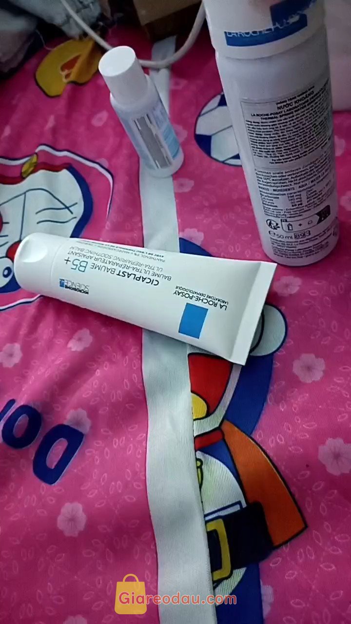 Giảm giá [HB GIFT][Hàng tặng không bán] Nước Cân Bằng La Roche-Posay Effaclar 15ml. Nghe tư vấn là kem dưỡng có khả năng cấp ẩm cao nên dùng vì mình. 