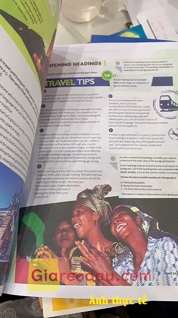 Giảm giá [Mã giảm 20%] Mindset for IELTS in màu đẹp. In ấn tạm hà.. Giấy bình thường. Màu ổn. So với giá thì tạm thôi... 