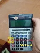 Giảm giá phim phân cực dán màn hình máy tính casio bị ố mờ. Dán xong phải căng mắt ngó nghiêng nhìn kỹ lắm mới thấy được. 