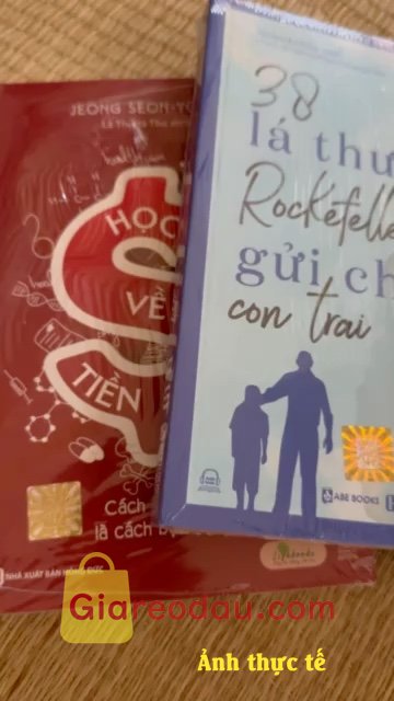 Giảm giá [Mã giảm 20%] Sách 38 Lá Thư Rockefeller Gửi Cho Con Trai. Sách đc shop đóng gói cẩn thận kĩ lưỡng có bọc seal từng quyển,. 