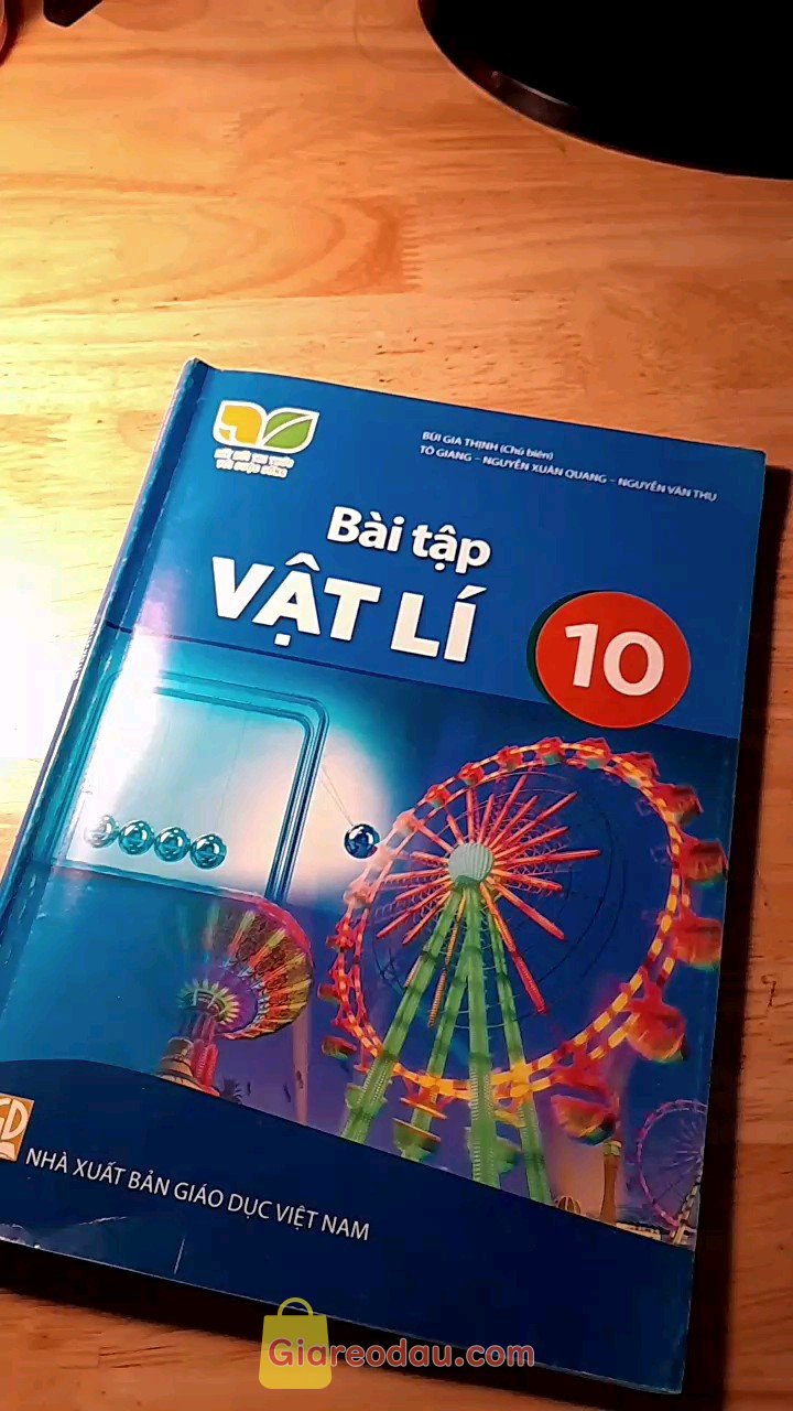 Giảm giá Sách Bài tập vật lí 10 - Kết nối tri thức với cuộc sống. Sản phẩm đẹp,chữ in sắc nét hàng chính hãng,.. đặc sasc đẹp. 