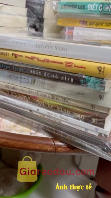 Giảm giá [Mã giảm 20%] Sách Bàn về lòng khoan dung. Shop Nhã Nam đóng gói cẩn thận và giao nhanh. Sẽ tiếp tục ủng hộ. 