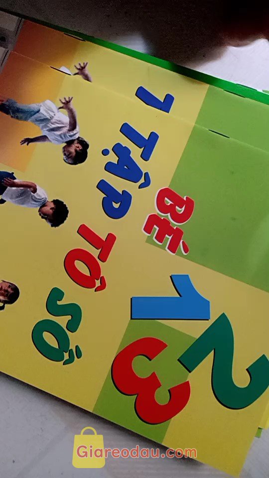 Giảm giá [Mã giảm 35%] SÁCH - Bé tập tô số 1 2 3. Sách vở tiện lợi cho bé tập tô viết, shop giao đầy đủ hàng ok. 