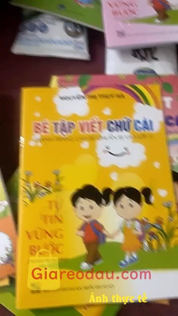 Giảm giá [Mã giảm 20%] Sách Bé tập viết chữ cái (Hành trang cho bé chuẩn bị vào lớp 1). Chất lượng cũng giấy tốt và bền, giá thành siêu rẻ………………………... 