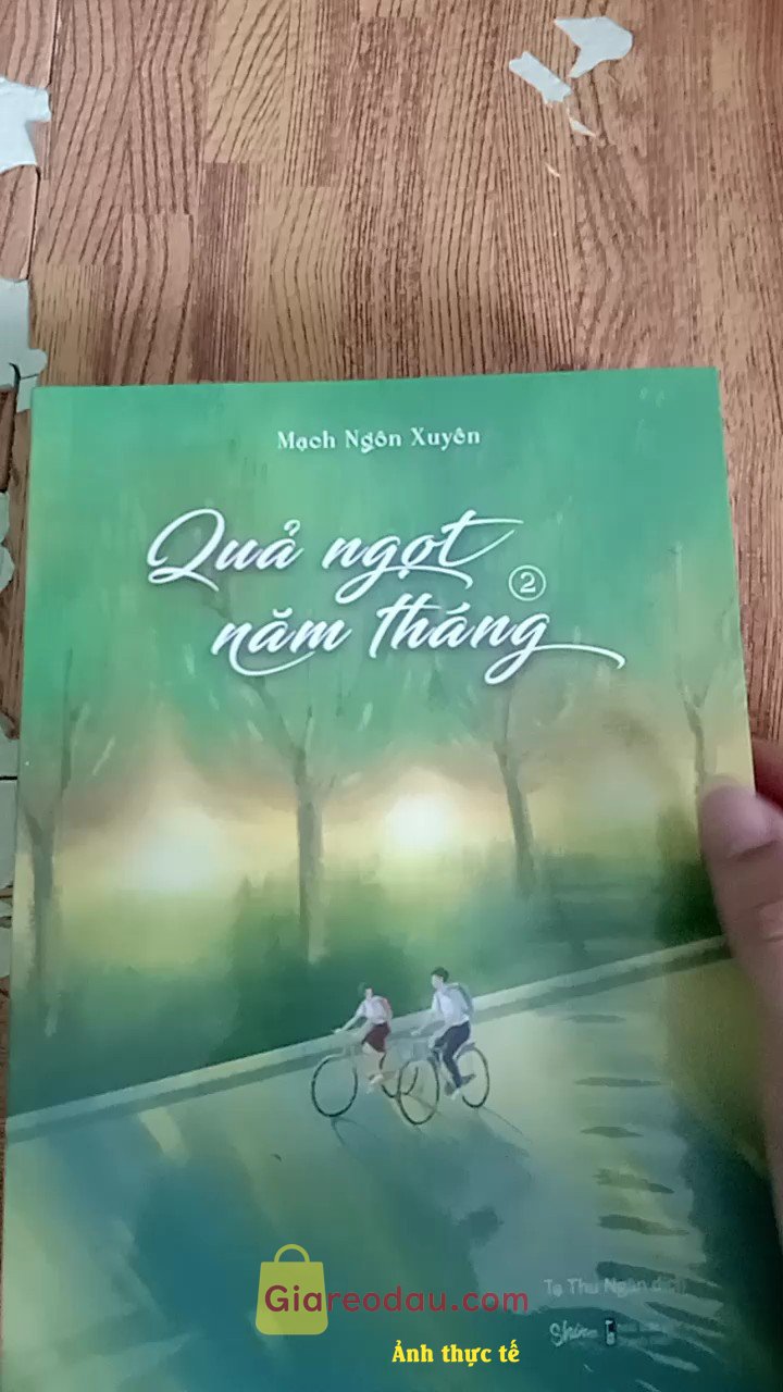 Giảm giá [Mã giảm 25%] Sách Bộ Sách Quả Ngọt Năm Tháng - Tập 1 + Tập 2 (Bộ 2 Tập) - Tặng Kèm Bookmark + Postcard. Sách siu xinh lun nha , shop đóng gói cẩn thận , giao hàng nhanh , mik đặt. 