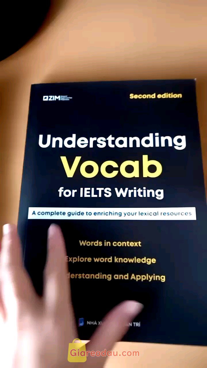 Giảm giá [Mã giảm 5%] Sách Combo Understanding Vocab for IELTS 2nd Edition - Từ và cụm từ cho 18 chủ đề trong bài thi IELTS. Giấy sách sạch, đẹp. Shop đóng gói rất kỹ ạ. Về nội dung thì. 