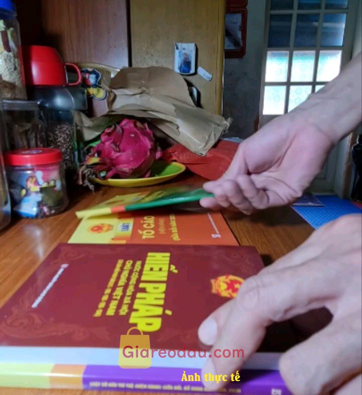 Giảm giá [Mã giảm 37%] Sách Hiến pháp (5 năm 2013-1992-1980-1959-1946) (NXB Lao động). Ok shop ⭐ Sách xịn, giao cực nhanh. chất lượng Bản in sắc nét -. 