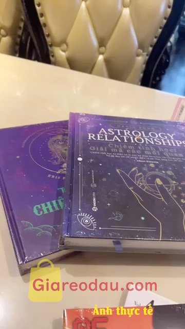 Giảm giá [Mã giảm 27%] Sách Luân Xa Essential Chakra Meditation. Shop luôn giao hangg nhanh. Đóng gói hg cẩn thận. Rất thích mua hg của. 