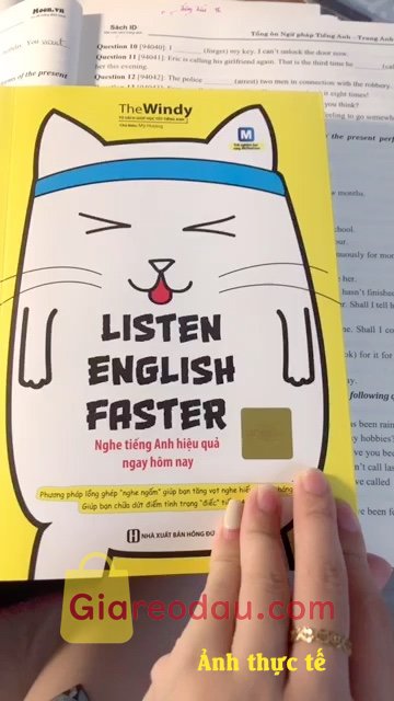 Giảm giá Sách Nghe tiếng Anh hiệu quả ngay hôm nay - Listen English Faster. Mình mua 2 quyền mới nhận và làm quyền vàng trước thì thấy khá. 