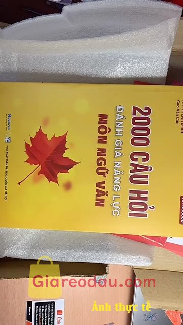 Giảm giá [Mã giảm 41%] Sách ôn thi đánh giá năng lực môn ngữ văn 2024 Moonbook, luyện đề ĐGNL ĐHQG TP HCM. Hàng giao nhanh , sách không bị méo móp và đặc biệt là nội dung câu. 