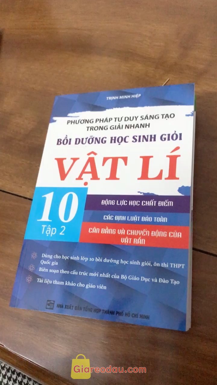 Giảm giá [Mã giảm 39%] Sách Phương Pháp Tư Duy Sáng Tạo Trong Giải Nhanh Bồi Dưỡng Học Sinh Giỏi Vật Lí 10 Tập 2. Sách viết rất hay, rất bám sát nội dung bồi dưỡng hsg, ai học đội. 