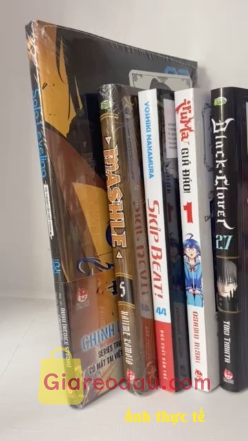 Giảm giá [Mã giảm 5%] Sách Solo Leveling - Tôi Thăng Cấp Một Mình - Tập 2 - Tặng Kèm Obi + 2 PVC Card. Shop giao đúng cà đủ phân loại hàng đã chọn. Sách còn nguyên seal.. 