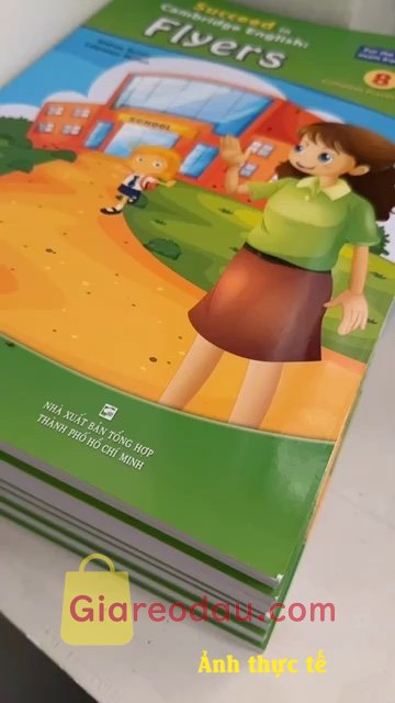 Giảm giá [Mã giảm 18%] Sách Succeed in Cambridge English : Flyers 8 Complete Practice Tests 2018 edition. Shop giao hàng nhanh gói hàng kĩ tốt sách đẹp dùng tốt sẽ mua thêm.. 