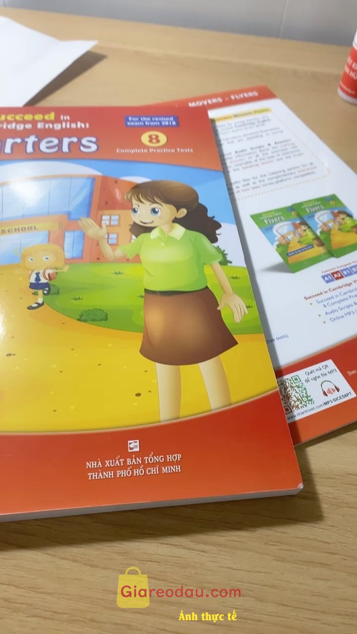 Giảm giá [Mã giảm 20%] Sách Succeed In Cambridge English Starters (Kèm CD Đáp Án Và Bài Tập). Sản phẩm đẹp, màu sắc ổn, phù hợp để cho các em học sinh va. 