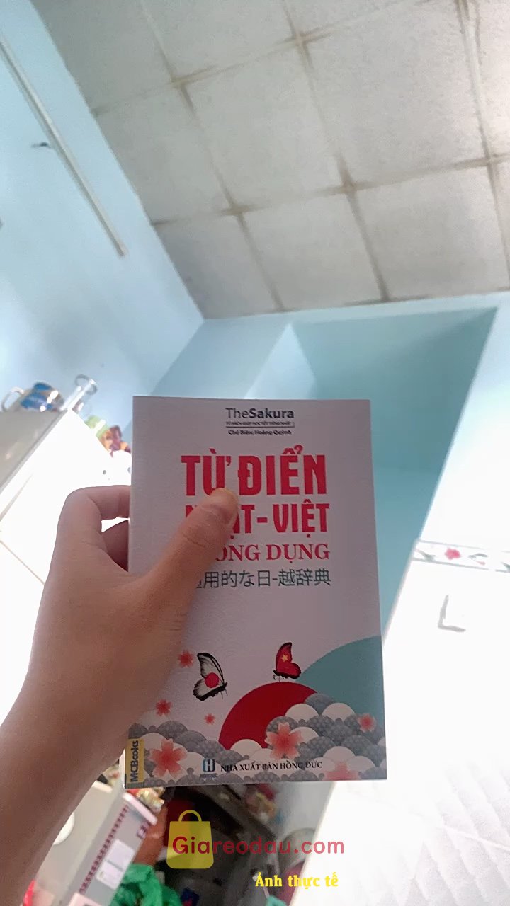 Giảm giá Sách Từ Điển Nhật - Việt Thông Dụng ( Bìa Mềm Màu Trắng) - MCBooks. Quá chim ưng,quá xịn xò….. Bìa đẹp,giấy cứng trơn nhẵn,đáng. 