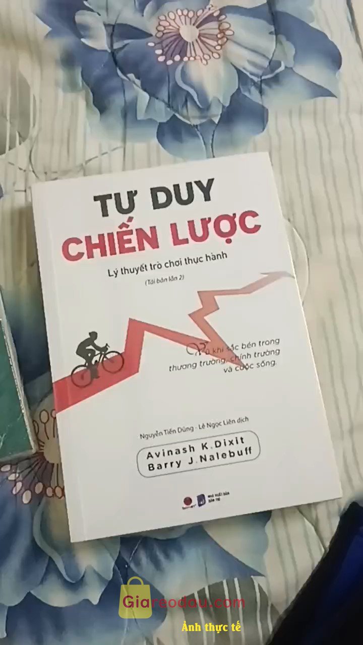 Giảm giá [Mã giảm 28%] Sách Tư Duy Chiến Lược - Lý Thuyết Trò Chơi Thực Hành. Sách mới còn bao seal, đóng gói cẩn thận có bọc chống sốc, giao. 