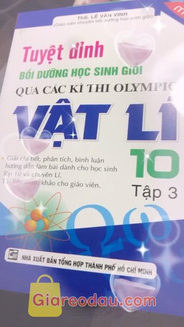Giảm giá [Mã giảm 42%] Sách Tuyệt Đỉnh Bồi Dưỡng Học Sinh Giỏi Qua Các Kì Thi Olympic Vật Lí 10 (Tập 3). Sản phẩm rất xinh đẹp tuyệt vời, hữu ích, tôi không thể trông. 