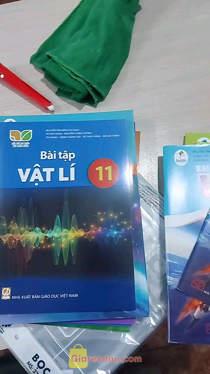 Giảm giá Sách Vật lí 11 (Cánh diều). Đồ tốt, giao hàng nhanh gọn, uống ăn ngon phục vụ tận tình chu. 