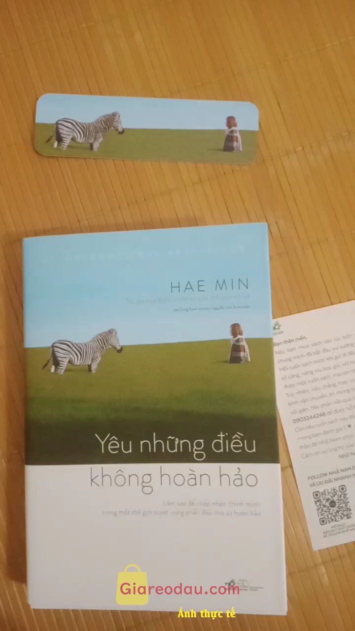 Giảm giá [Mã giảm 20%] Sách Yêu những điều không hoàn hảo (Hae Min) (Nhã Nam). Hàng đc đóng gói cẩn thận . Giao hàng nhanh . Mình mới đọc mấy. 