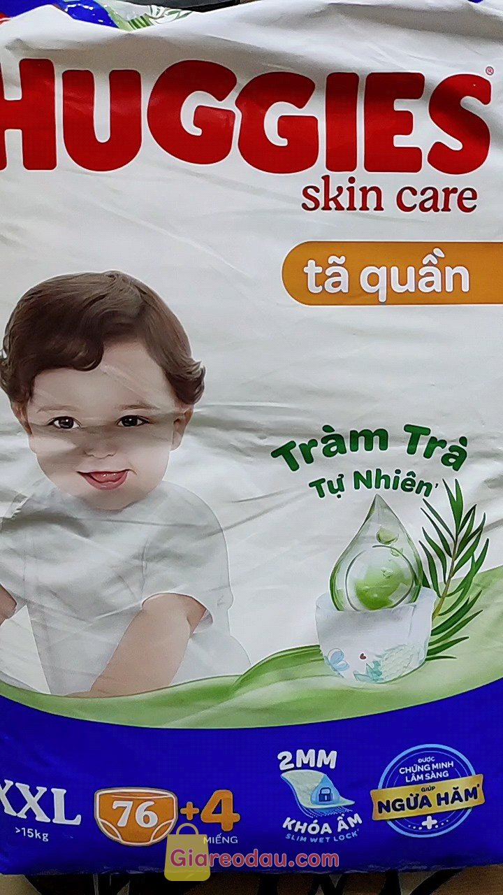 Giảm giá [Mã giảm 41%] Tã quần Huggies Skincare Mega Jumbo M106/L96+8/XL84+4/XXL76+4. Tã mỏng mát, nhưng thấm được khoảng 2 lần là đầy. Shop giao hàng. 