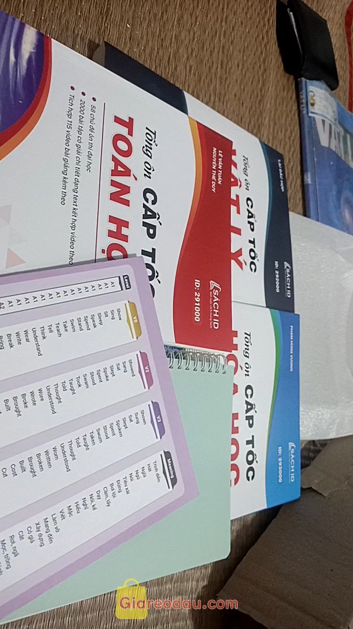 Giảm giá [Mã giảm 33%] Tổng ôn cấp tốc Toán, Lý, Hoá, Anh 12, sách ôn luyện thi tốt nghiệp THPT quốc gia 2024. Sách hơi bị đẹp luôn í. Gói hàng ok. Được tặng thêm quyển sổ. 