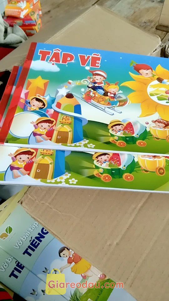 Giảm giá Vở Tập Vẽ mĩ thuật A4 NV420 180gsm màu trắng. Tập dầy dặn. Bé thích lắm. Có dịp sẽ ủng hộ tiếp. Giao cũng. 